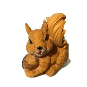 squirrel Figurine hand-carved Resin Table Home Decor Statue Sculptures